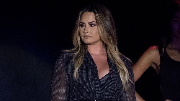Demi Lovato dévoile son tatouage en hommage à son ami disparu
