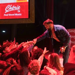 Kendji - Concert Super Privé Chérie FM à Bordeaux