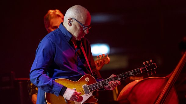 Mark Knopfler enflammera l’AccordHotels Arena pour son dernier concert