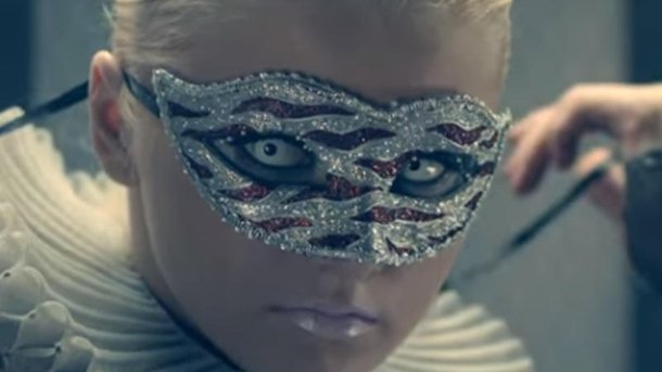 Michael Jackson: découvrez le clip surprise de « Behind The Mask »