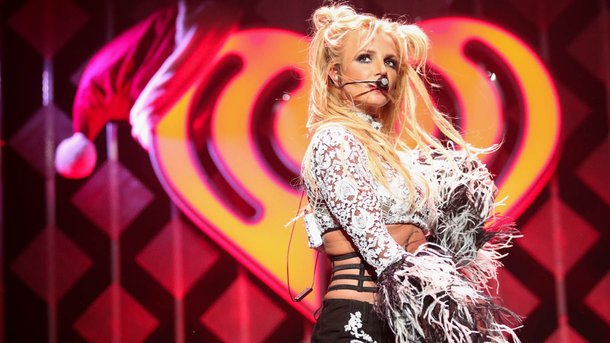 Les infos du Réveil Chérie :  Britney Spears pourrait être la tête d’affiche du mythique concert de Copacabana