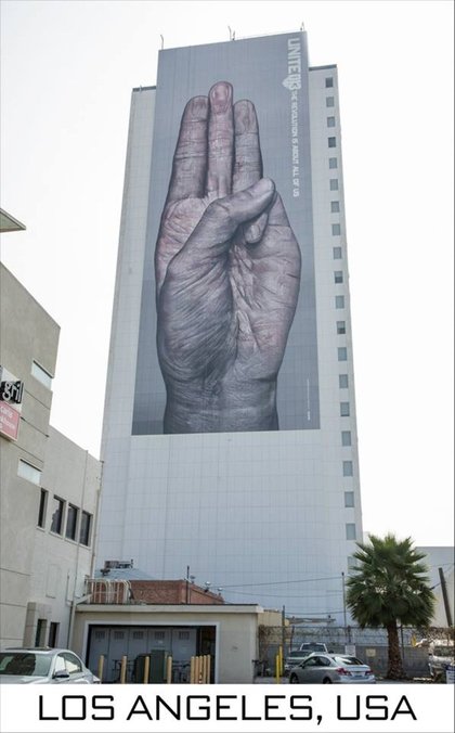 Le signe de ralliement à Los Angeles
