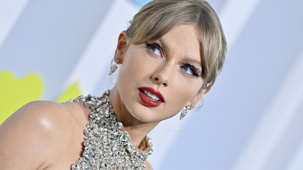 Taylor Swift annonce la sortie de son nouvel album «Midnight»