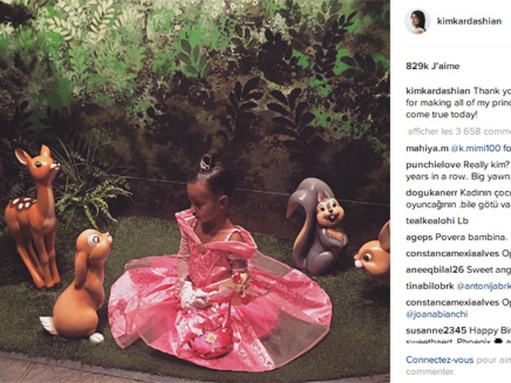 North West à Disneyland