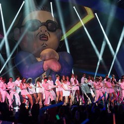 La cérémonie - NRJ Music Awards 2013