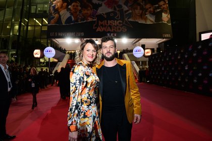 Claudio Capéo et sa femme - Montée des Marches NRJ Music Awards 2019