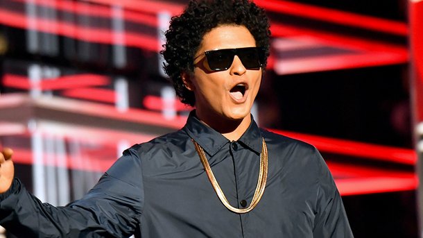 Bruno Mars continue d'écrire pendant le confinement