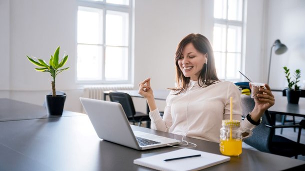 Travailler en musique est-il une bonne idée ?