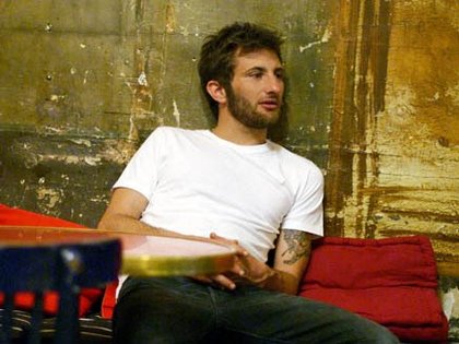 Guillaume Grand trouve l'amour laid