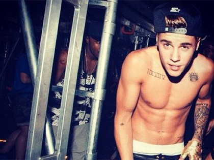 Justin Bieber torse nu