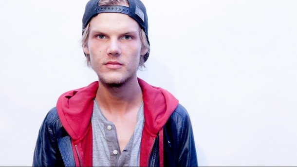 Avicii: pourquoi portait-il toujours une casquette?