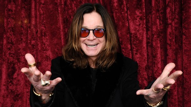 Ozzy Osbourne :  une pluie d'hommages pour le chanteur de Black Sabbath