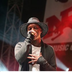 NRJ Music Tour Marseille - Willy William