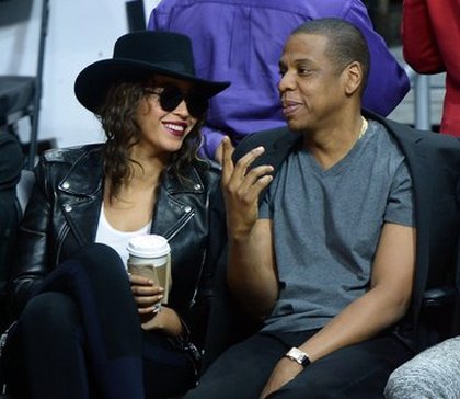 Beyoncé, Jay Z et Kendrick Lamar à un match de basket