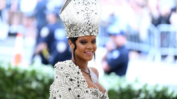 Rihanna : une chanteuse très généreuse