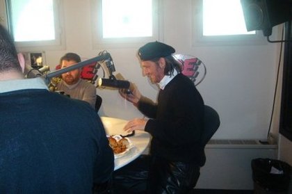 yvan-le-bolloch-rire-et-chansons-photo6