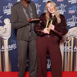 Ahmed Sylla et Helena - Le photocall - NRJ MUSIC AWARDS 2025