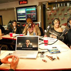 Lundi 26 Novembre avec Ne-Yo et Max Boublil