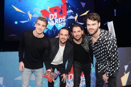 Dimitri Vegas et Like Mike - The Chainsmokers - NRJ DJ AWARDS 2016 - La Cérémonie