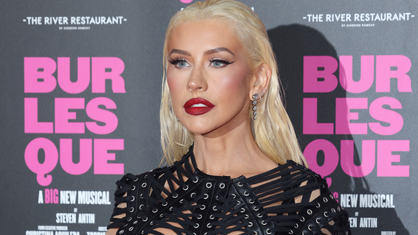 Christina Aguilera prépare Noël à Paris avec un concert très spécial