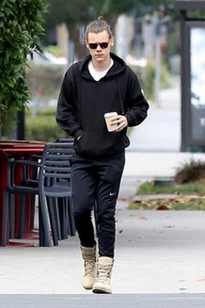 Harry Styles et son café à emporter à Los Angeles
