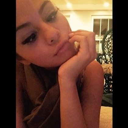 Selena Gomez: #shareyourbeauty