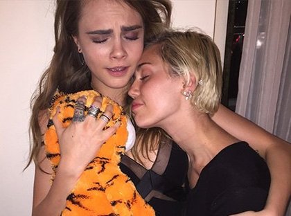 Miley Cyrus et Cara Delevingne