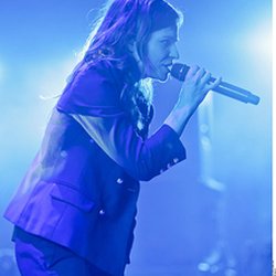 Concert Pop Love - Christine and the Queens