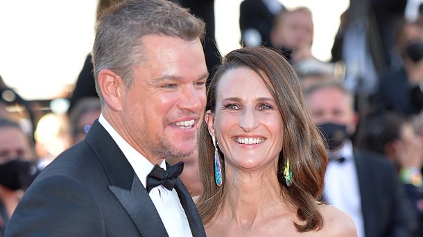 Festival de Cannes: Camille Cottin et Matt Damon réunis et complices sur le tapis rouge!