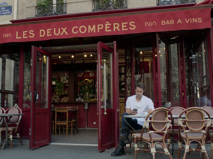 Les deux compères, Emily in Paris