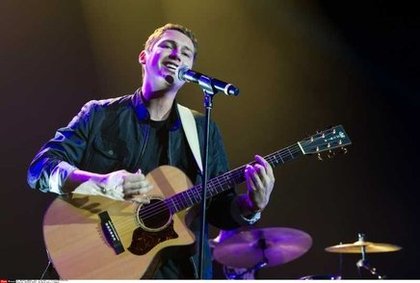 Cris Cab @ NRJ Music Tour de Paris