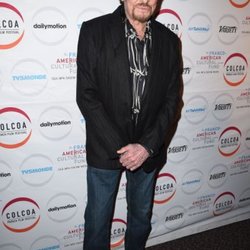 Johnny Hallyday et les lunettes noires