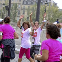La team Fitnext/Chérie FM lors de la Parisienne