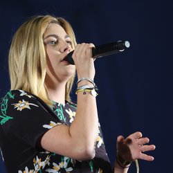 Louane - NRJ Music Tour Toulouse 2016