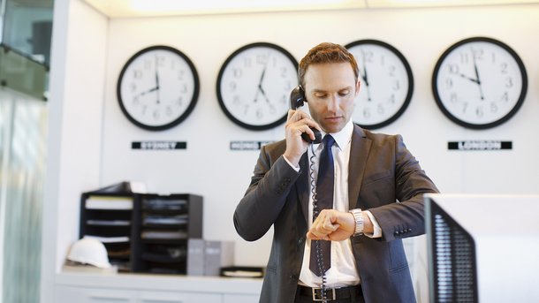 Les infos du Réveil Chérie : L'horloge parlante va disparaitre !