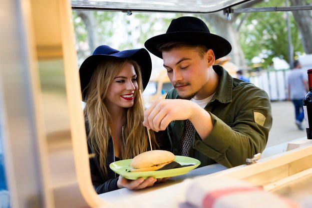 "J'ai lancé mon food truck" : interview de California JO