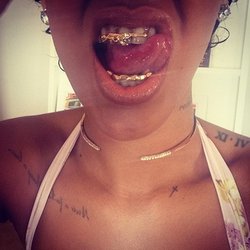 Rihanna ©Instagram