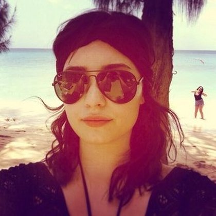 Demi Lovato : avec ma meilleure amie @m_callahan qui crie en arrière plan... Hahaha #photobomb