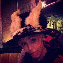 Miley Cyrus à l'anniversaire de sa maman