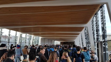 Même entre les pavillons, il y a de quoi faire de belles rencontres dans les allées de Paris Games Week 2018.