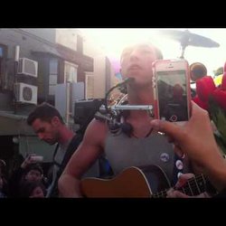 Coldplay - A Sky Full of Stars - Sydney  