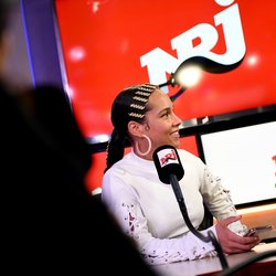 Alicia Keys chez Cauet sur NRJ
