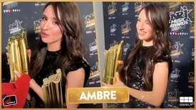 "C'était dingue" : Ambre impressionnée par son trophée de Révélation Féminine
