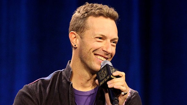 Chris Martin donne un concert gratuit et en direct de chez lui pour ses fans