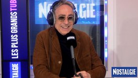 VIDEO - Alain Chamfort, Dandy Symphonique : découvrez l'intégralité de son interview !