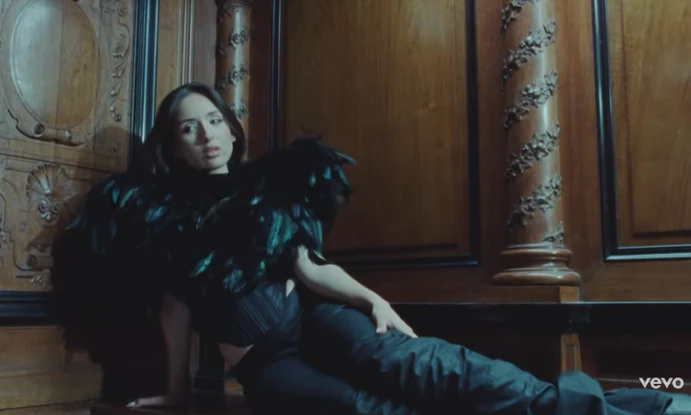 Clip "j'laisse parler" Ambre