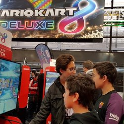 Indémodable, le jeu Mario Kart 8 Deluxe attire toujours autant les foules sur le stand Nintendo.