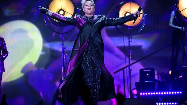 Pink entre dans le livre des records grâce à son Beautiful Trauma World Tour!
