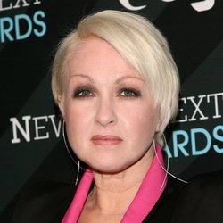 Cyndi Lauper, plutôt sage