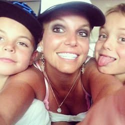 Britney Spears : son évolution en 33 looks !
